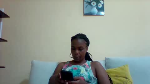 Snapshot of sexyqueen3457132 chatting on 24, 1, 2025 DOVY ACHIENG online show from 24, 1, 2025