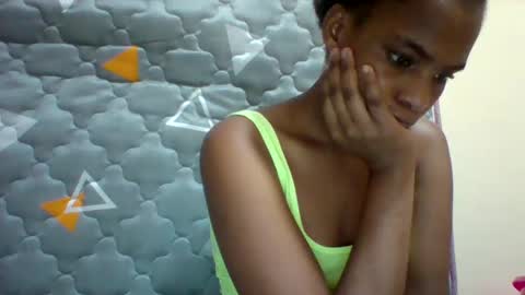 Snapshot of sexyqueen3457132 chatting on 10, 3, 2025 DOVY ACHIENG online show from 10, 3, 2025