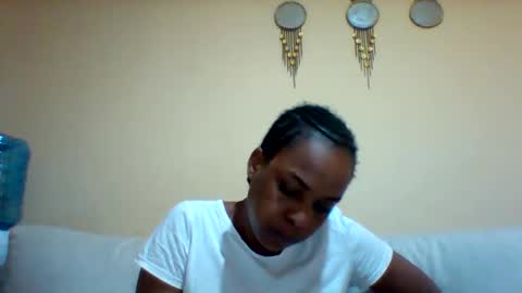 Snapshot of sexyqueen3457132 chatting on 11, 9, 2025 DOVY ACHIENG online show from 11, 9, 2025