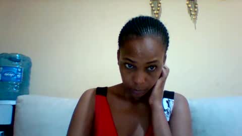 Snapshot of sexyqueen3457132 chatting on 17, 9, 2025 DOVY ACHIENG online show from 17, 9, 2025