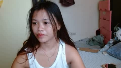 Snapshot of sexyreesebunny chatting on 14, 4, 2026 Reese online show from 14, 4, 2026