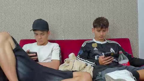 MATIAS-18   THIAHO -18  MAX-19  NICOKALY-19  CAIN-19   MOD ESTEBAN online show from 6, 2, 2026