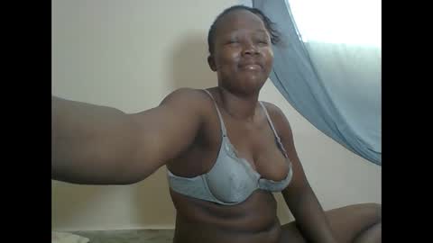 Snapshot of sexysleeky chatting on 10, 2, 2025 PAULINE online show from 10, 2, 2025
