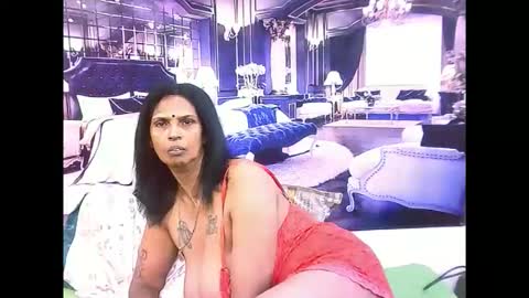 sexyva4u2luv online show from 8, 11, 2025