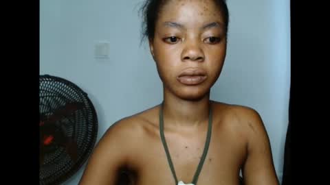 sexyxpeach online show from 20, 10, 2025