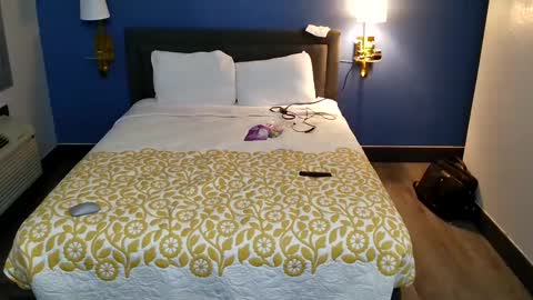 Snapshot of seyerkram831 chatting on 24, 1, 2025 LickMeWhereIpEe online show from 24, 1, 2025