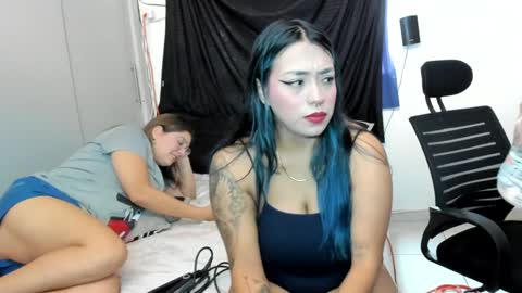 Snapshot of sgmr chatting on 5, 2, 2025 MiaSergio online show from 5, 2, 2025