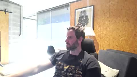 Snapshot of shad0w_hunter chatting on 9, 2, 2026 shad0w_hunter online show from 9, 2, 2026