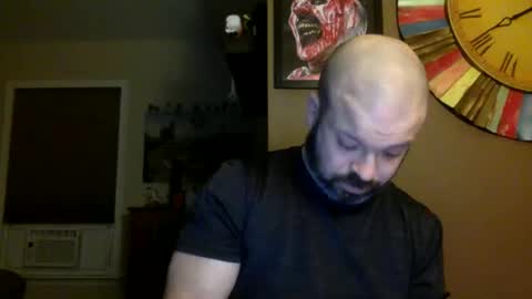 Shady online show from 14, 10, 2025