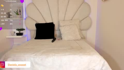 Snapshot of shairytovar chatting on 10, 10, 2025 shairytovar online show from 10, 10, 2025