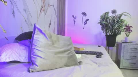 shalomexotic online show from 17, 4, 2026