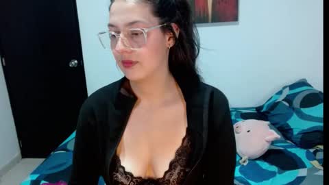 Snapshot of shaloth chatting on 9, 10, 2025 shaloth online show from 9, 10, 2025