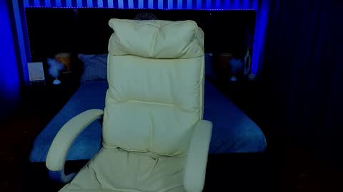 Lessi online show from 17, 10, 2025