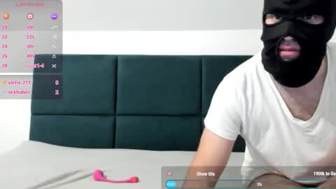 Snapshot of shamelesscouple2 chatting on 12, 11, 2025 shamelesscouple2 online show from 12, 11, 2025