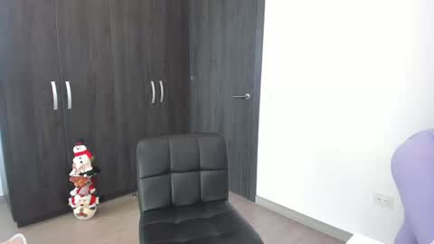 onlyfans shanabellucy online show from 20, 12, 2024