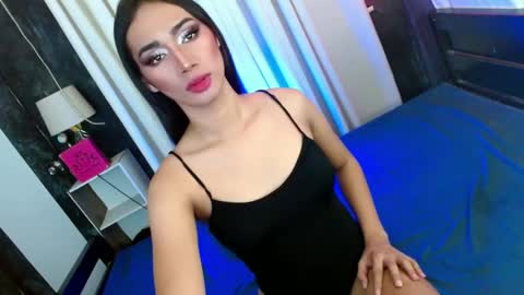 MISS SHANE online show from 4, 3, 2025