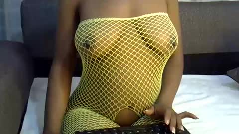 shanell kiss online show from 17, 4, 2026