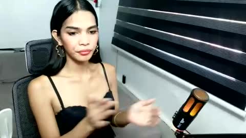 Snapshot of shanleehotcreammy chatting on 19, 6, 2026 shanleehotcreammy online show from 19, 6, 2026