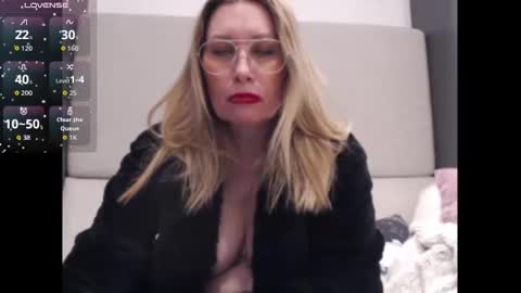 Shannon07 online show from 14, 1, 2026