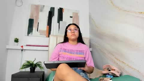 Snapshot of shanon_marel chatting on 22, 9, 2025 SHANON online show from 22, 9, 2025