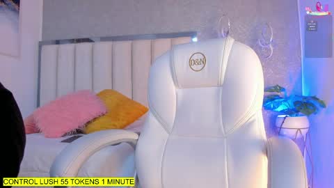 Shantal online show from 2, 4, 2026