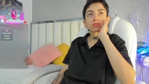 Shantal online show from 5, 4, 2026