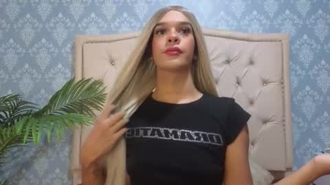 Shantal Jones online show from 3, 11, 2025