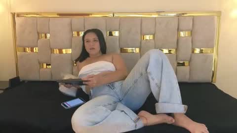 shantall 05 online show from 10, 1, 2026