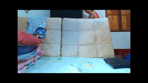 shantallfoxxx online show from 30, 4, 2026