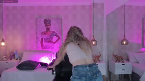 Shantal online show from 22, 2, 2025