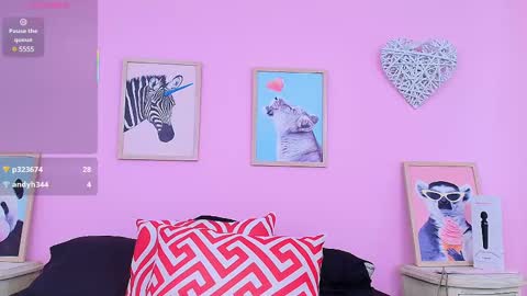 Snapshot of shantallvegga chatting on 7, 3, 2025 Shantall online show from 7, 3, 2025