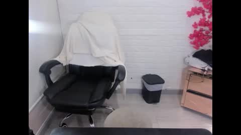 Shara Oz online show from 10, 4, 2026