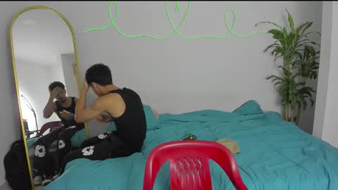 shark_boy21 online show from 18, 12, 2025