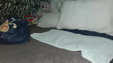 Snapshot of sharlot03 chatting on 10, 3, 2025 sharlot03 online show from 10, 3, 2025