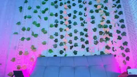 Sharlott online show from 1, 10, 2025