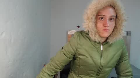 Snapshot of sharlotte__jones chatting on 10, 2, 2025 Sara online show from 10, 2, 2025