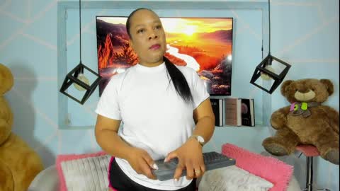 Sharon Noa online show from 8, 4, 2026