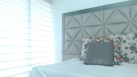 sharon_rosse__ online show from 10, 3, 2025