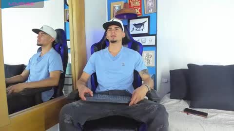 Sharon  Tyga online show from 14, 12, 2025