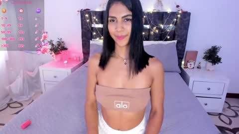 Sharon Independent model online show from 5, 12, 2024