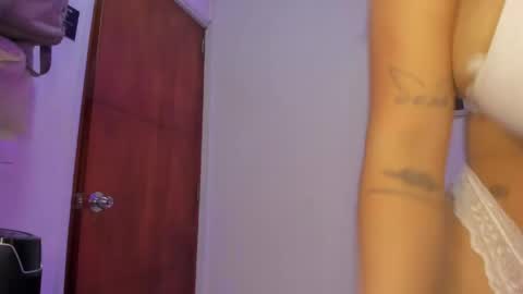 Snapshot of sharonscothh chatting on 13, 5, 2026 sharonscothh online show from 13, 5, 2026