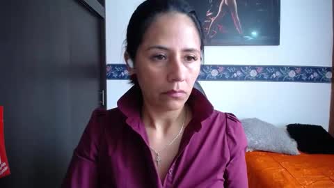 Snapshot of sharoon__cherry_ chatting on 4, 10, 2025 sharon online show from 4, 10, 2025
