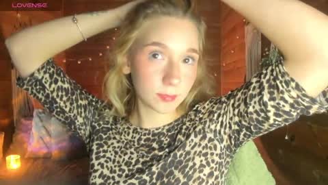 Shantall online show from 4, 5, 2026