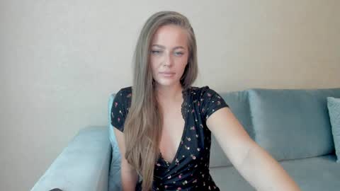 Snapshot of shawty_sue chatting on 17, 4, 2026 Sue online show from 17, 4, 2026