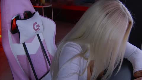 shayblonde online show from 6, 1, 2025