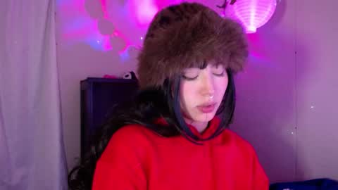 Shayla 3 online show from 14, 1, 2026