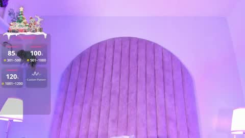 Shayla Davis  online 240 pm - 1000 pm online show from 29, 12, 2024