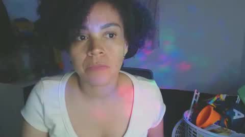 Snapshot of shayna_cute chatting on 30, 9, 2025 Shayna online show from 30, 9, 2025
