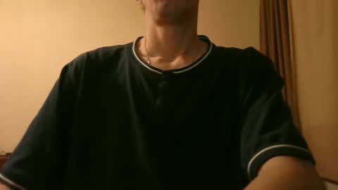 Snapshot of shedevr02 chatting on 20, 11, 2025 Roger online show from 20, 11, 2025