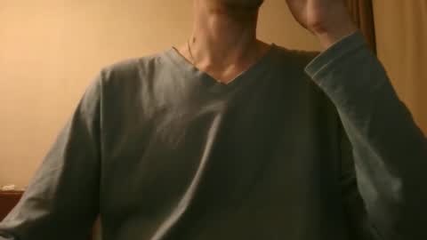 Snapshot of shedevr02 chatting on 1, 12, 2025 Roger online show from 1, 12, 2025